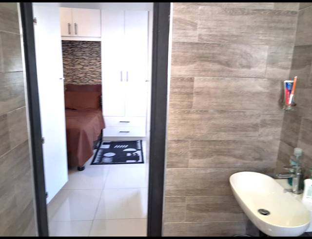 3 BEDROOM HOUSE FOR SALE IN BLUFF